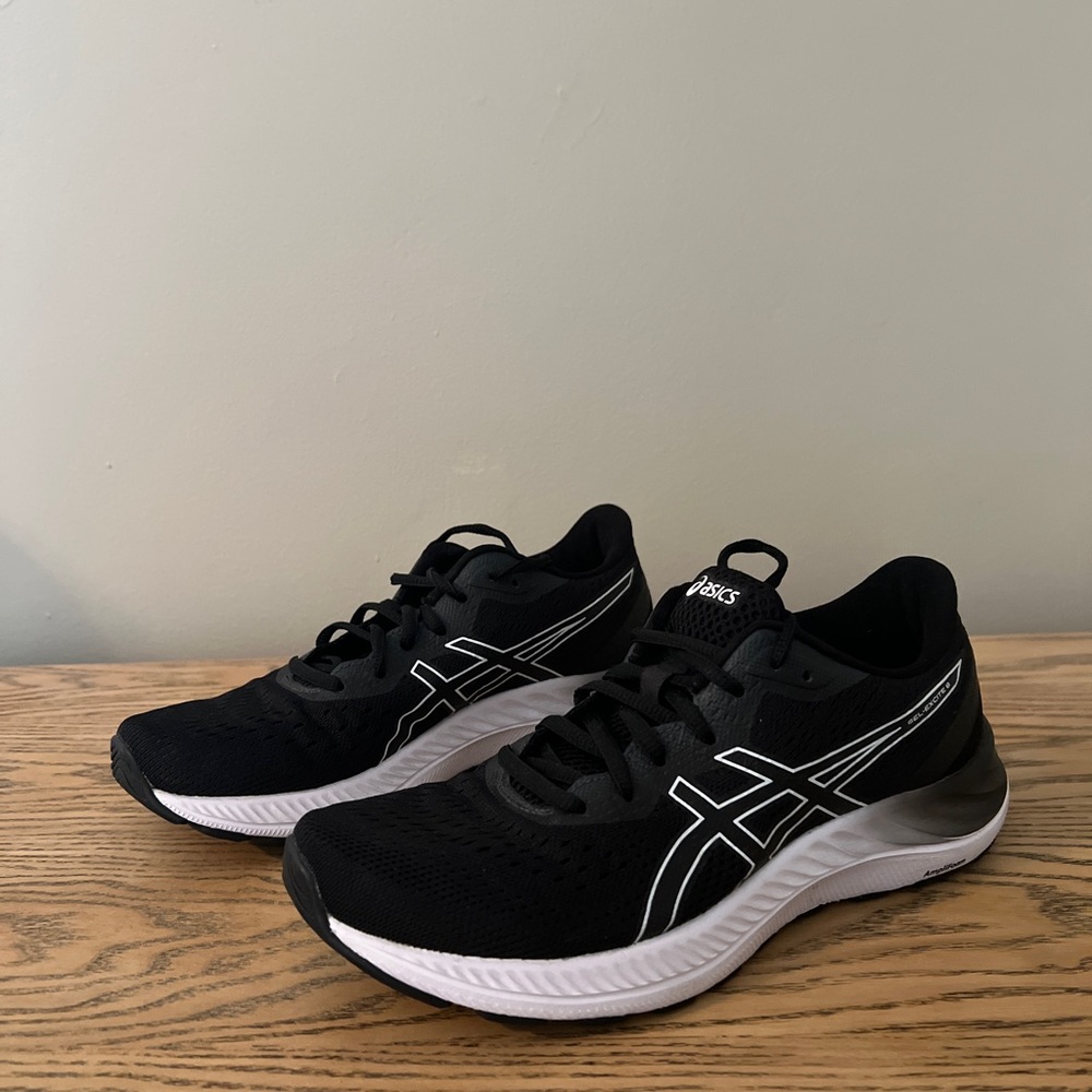 ASICS Black Running Shoes
